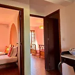בית נופש Caline, 4 Chambres, Lotissement Calme Et Proche *