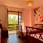 Caline, 4 Chambres, Lotissement Calme Et Proche