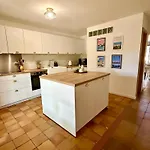 בית נופש Caline, 4 Chambres, Lotissement Calme Et Proche
