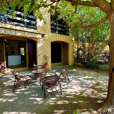 Caline, 4 Chambres, Lotissement Calme Et Proche Lucciana (Corsica)