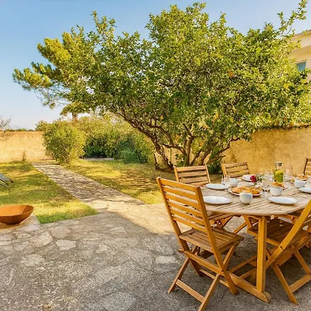 Caline, 4 Chambres, Lotissement Calme Et Proche