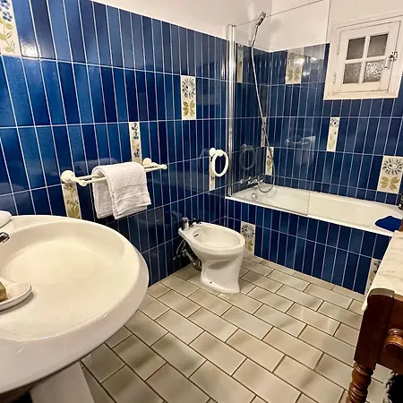 Caline, 4 Chambres, Lotissement Calme Et Proche بيت للعطل