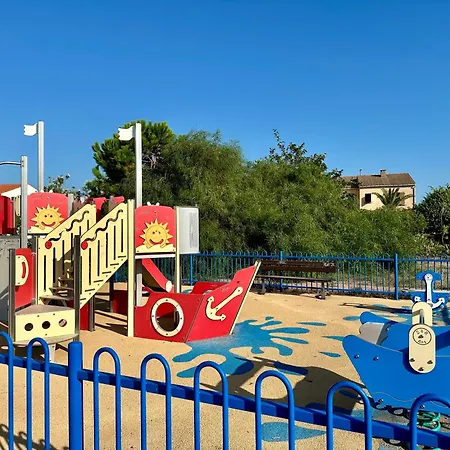 Caline, 4 Chambres, Lotissement Calme Et Proche Lucciana (Corsica)